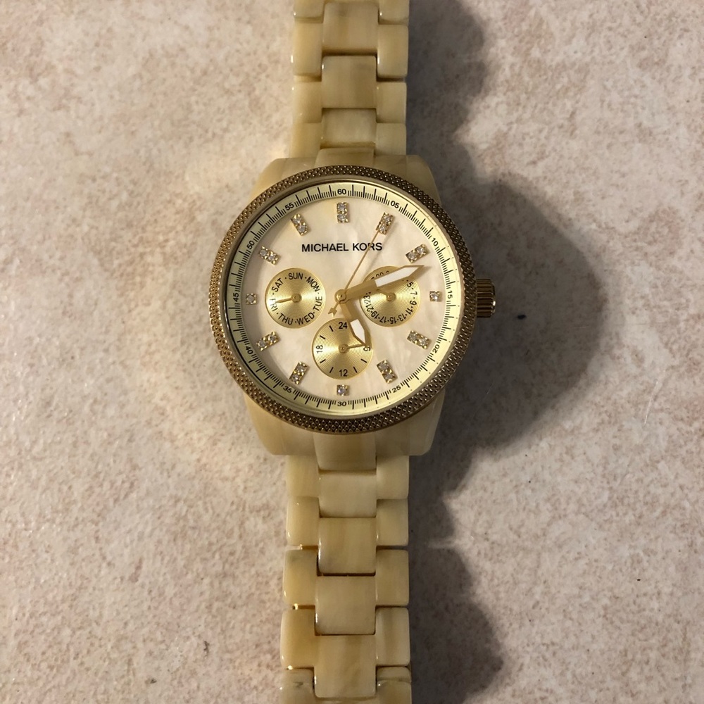 Michael Kors Jet Set Mother of Pearl Watch